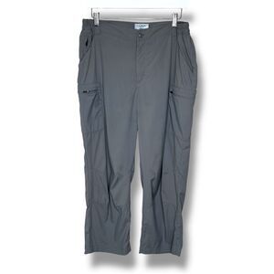 LL Bean Women Medium Gray Cropped Hiking Pants Lightweight Outdoor Utility Cargo